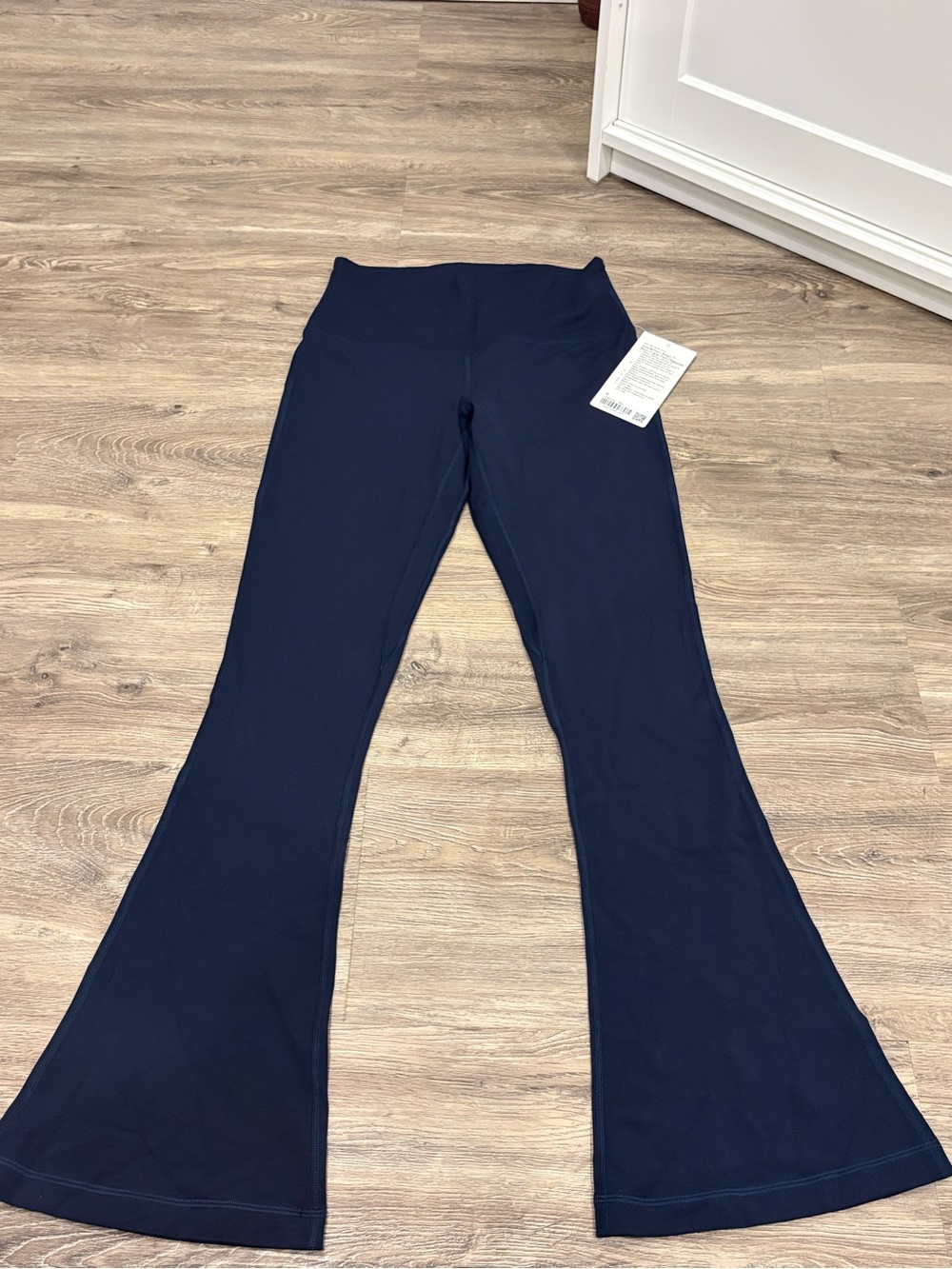 BRAND NEW Lululemon Navy Flare Yoga Pants